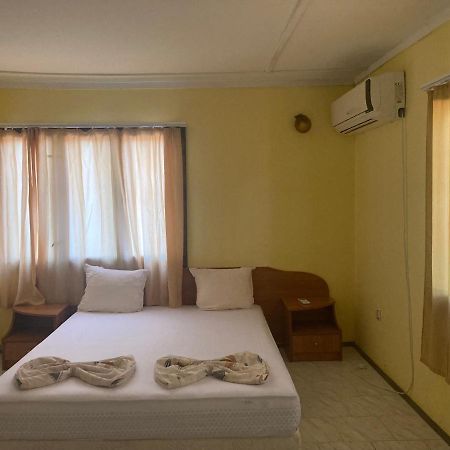 Hotel Морска База Венера Tsarevo Esterno foto