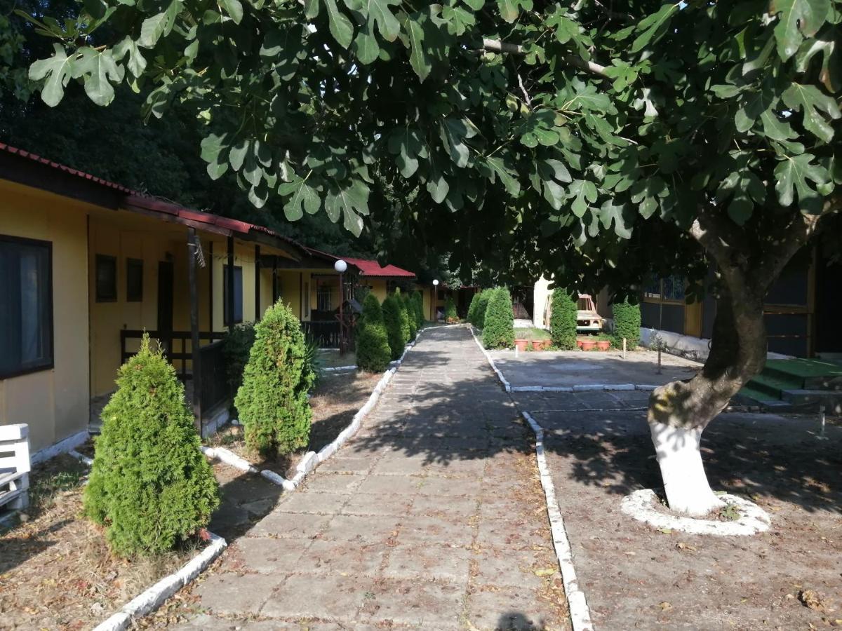 Hotel Морска База Венера Tsarevo Esterno foto